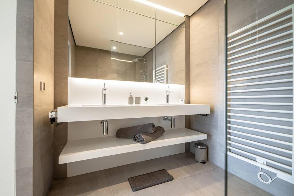 Lux City Hamilius - Modern & Spacious Apart W/View Люксембург Екстер'єр фото